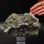 Goudkleurige marcasiet en kubische fluoriet en calciet, Verzamelen, Mineralen en Fossielen