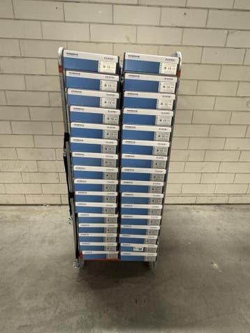 Ca. 130x Switch, Niveo, NGSME9AVB, AVB, Nieuw