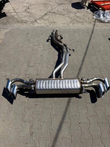 Achteruitlaat Lamborghini Urus 4ML, Verzenden, Gebruikt