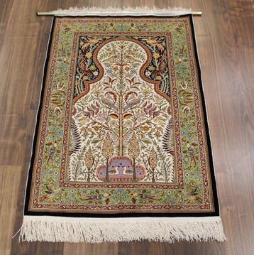 Origineel Hereke, zuivere zijde op zijde, in nieuwstaat. -, Nieuw