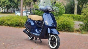 Capri V4s Matrix Fully Loaded - Metallic Midnight Blue do..., Verzenden, Nieuw