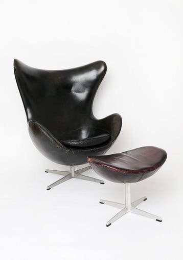 Fritz Hansen - Arne Jacobsen - Loungestoel met voetenbank -