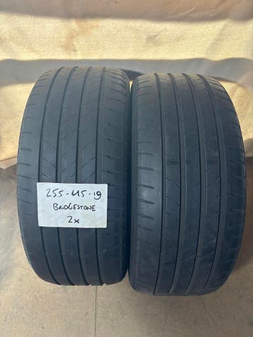 255/45 R19 Zomerbanden - Continental, Bridgestone & Pirelli, Gebruikt, 255 mm, Band(en), Personenwagen