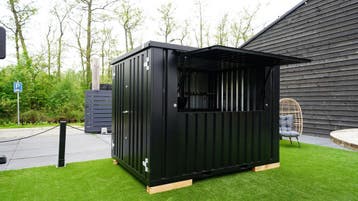 BEPERKTE VOORRAAD | Buitenbar | mobiele bar | barcontainer