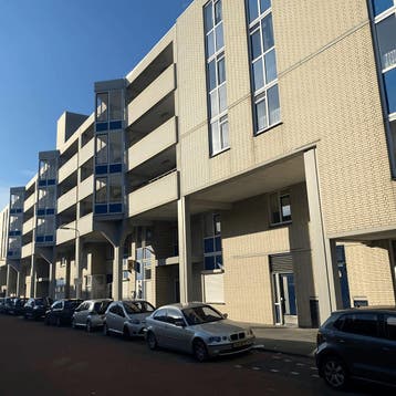 Appartement in Spijkenisse gevonden voor €1146,- pm, Huizen en Kamers, Huizen te huur, Appartement, Zuid-Holland, Direct bij eigenaar