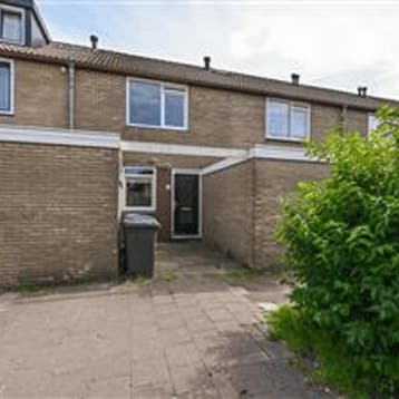 Huis in Zaandam gevonden voor €360,- pm, Huizen en Kamers, Huizen te koop, Zaandam