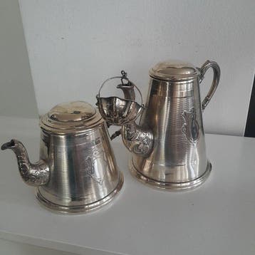 WMF - Zitgroep (2) - Verzilverd - Set theepot en