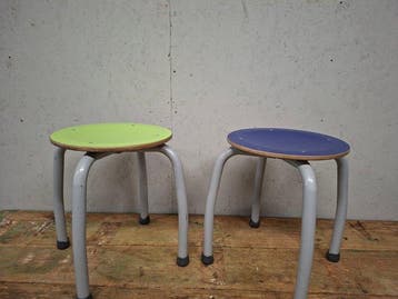 Kruk (2) - Metaal, Hout - School krukjes div kleur