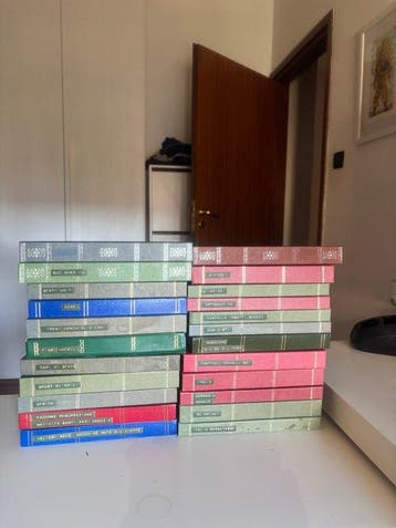 Wereld 1950/2011 - 32 albums postzegels Italië + buitenland, Gestempeld