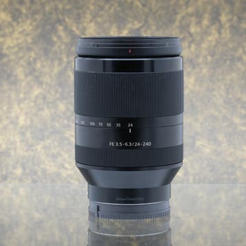 Sony FE 24-240mm f/3.5-6.3 OSS - Tweedehands, Sony, Ophalen of Verzenden, Zo goed als nieuw, Standaardlens