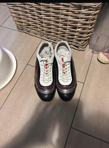 Prada - Sneakers - Maat: EU 42, Nieuw
