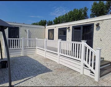 Kunststof Terras vlonder composiet bordes chalet woonwagen, Ophalen, Nieuw