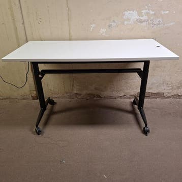 2x Wilkhahn Timetable Lift 615/10 tafel Zwart Gebruikt, Gebruikt, Metaal of Aluminium, 150 tot 200 cm, 100 tot 150 cm