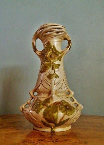 Royal Dux Porzellan-Manufaktur - Vaas - Verguld, Porselein