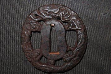 gietijzer - C5-805 Dragon Sukashi Tsuba - Japan