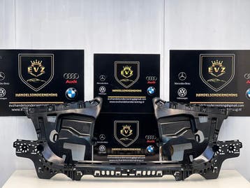 BMW 3-serie bumpergeleider set bj.2018 art.51127384465, Auto-onderdelen, Gebruikt, BMW, Bumper