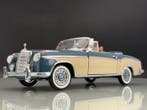 Sunstar 1:18 - Modelauto - 1958 Mercedes-Benz 220 SE, Nieuw