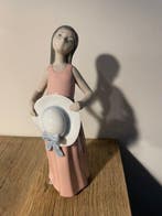 Lladró - Beeldje - The Dreamer of Meisje met hoed of Pamela