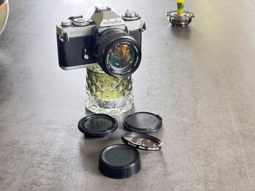 Minolta XD-7 (Leica R4 clone) + PG 1,4/50mm + filter + caps, Nieuw