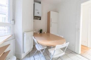 Te Huur Studio Van Zeggelenlaan In Den Haag, 35 tot 50 m², Den Haag