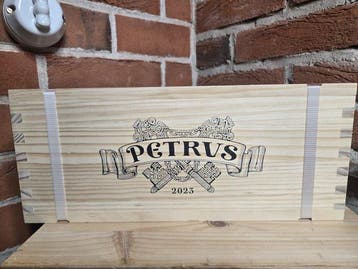 2023 Petrus - Pomerol - 1 Fles (0,75 liter), Nieuw