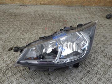 Seat Arona Ibiza linker reflector - beschadigd, Verzenden, Gebruikt