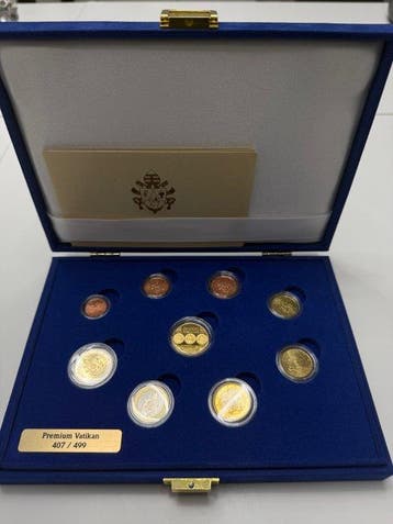 Vaticaan. Series 1 Cent - 2 Euro 2022 (incl. Gold Medal)