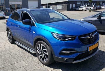 Opel Grandland X sidebars 60 mm met RVS trede (SALE), Auto diversen, Auto-accessoires, Ophalen of Verzenden, Nieuw