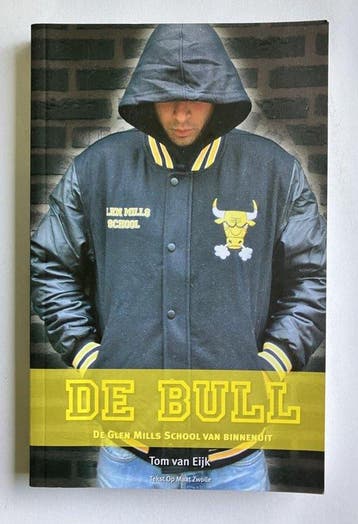 De Bull - Tom van Eijk 9789081975407, Verzenden, Gelezen, Tom van Eijk