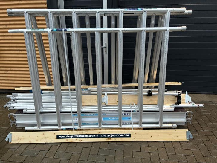 Alumexx Rolsteiger – Z.G.A.N! Slechts één keer gebruikt, Doe-het-zelf en Verbouw, Steigers, 5 meter of hoger, Nieuw, Rolsteiger of Kamersteiger