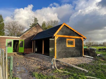 Overkapping en tuinhuis met glasschuifwanden, Verzenden, Nieuw, Overige typen