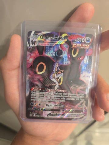Pokémon - 1 Card - Umbreon Full art, Foil - Sword & Shield, Hobby en Vrije tijd, Nieuw