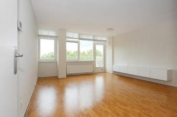 Te Huur 4 Kamer Appartement Volendamlaan In Den Haag, Den Haag, Den Haag, Direct bij eigenaar, Appartement