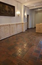 Opruiming !!! Lambrisering, ornament, plinten, Super prijzen, Nieuw in verpakking, Barinrichting