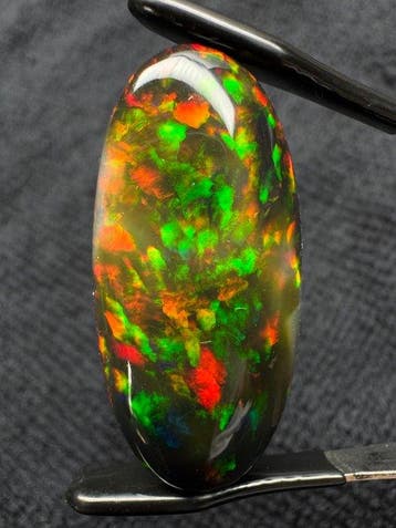 Opaal Cabochon- 5.19 g