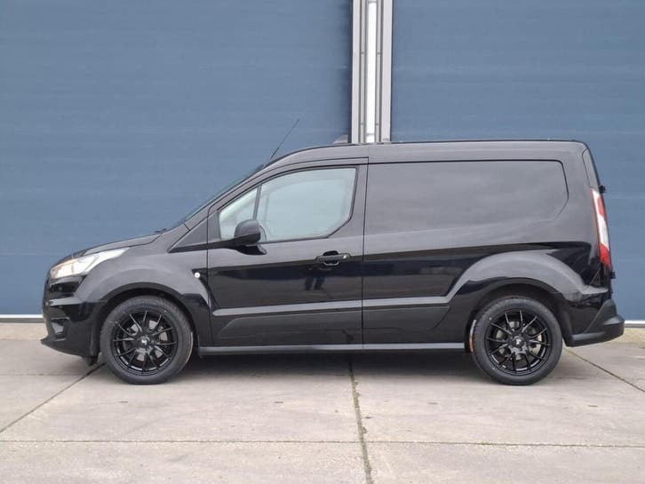 Ford Transit Connect 1.5 EcoBlue L1 Trend AIRCO / CARPLAY /, Auto's, Gebruikt, Zwart, Ford, Te koop