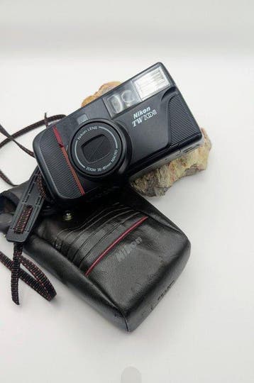Nikon TW Zoom Analoge camera, Nieuw