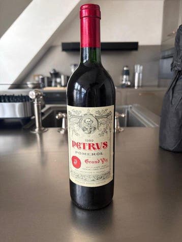 1989 Petrus - Pomerol - 1 Fles (0,75 liter), Nieuw
