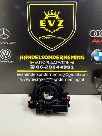 Toyota RAV4 Hybrid klokveer airbag bj.2020 artnr. 12160, Gebruikt, Toyota