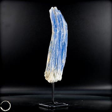 Natuurlijke kyanietkristal uit Brazilië – De hemelse zuil, Antiek en Kunst