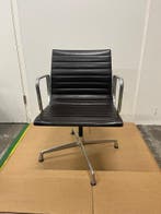 Vitra Eames Ea 108 Gemaakt van Origineel Bruin Leer, Bruin, Verzenden, Zo goed als nieuw, Bureaustoel