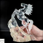 Natuurlijk massief kwarts beeldhouwwerk uit Brazilië.