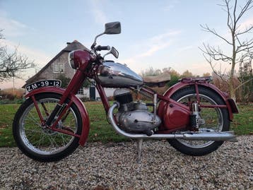 GEZOCHT/GEVRAAGD:JAWA CZ VELOREX OGAR PRAGA PERAK CALIFORNIA
