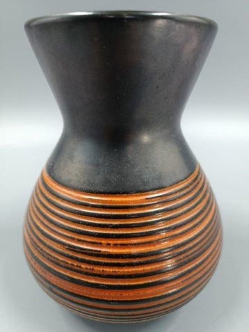 Vintage Studio-Keramik Vase – Elegantes Mid-Century Design