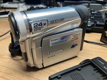 Panasonic NV-GS15 with new tape ,charger ,battery ,usb cable