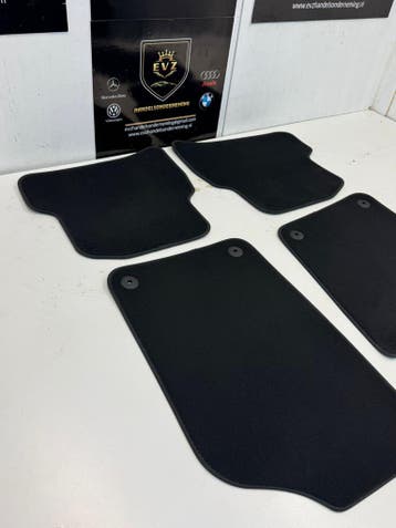 Org. Automatten mattenset VW Polo V 6R art.6R1863011, Gebruikt, Volkswagen