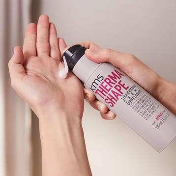 KMS Hair Therma Shape Straightening Creme - 150ml, Ophalen of Verzenden, Nieuw, Gel, Wax, Haarlak of Mousse