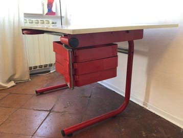 Bieffeplast - Anna Anselmi - Tekentafel - Leerling - Staal,