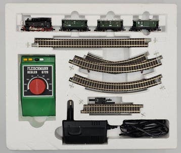 Fleischmann N - 9326 - Treinset (1) - Stoompassagiertrein, Nieuw