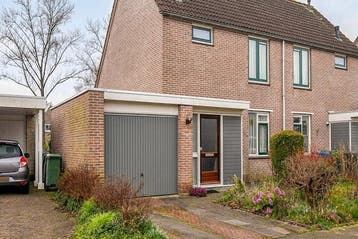Huis Ypk fan der Fearwei in Leeuwarden, Leeuwarden, Overige soorten, Via bemiddelaar, Friesland